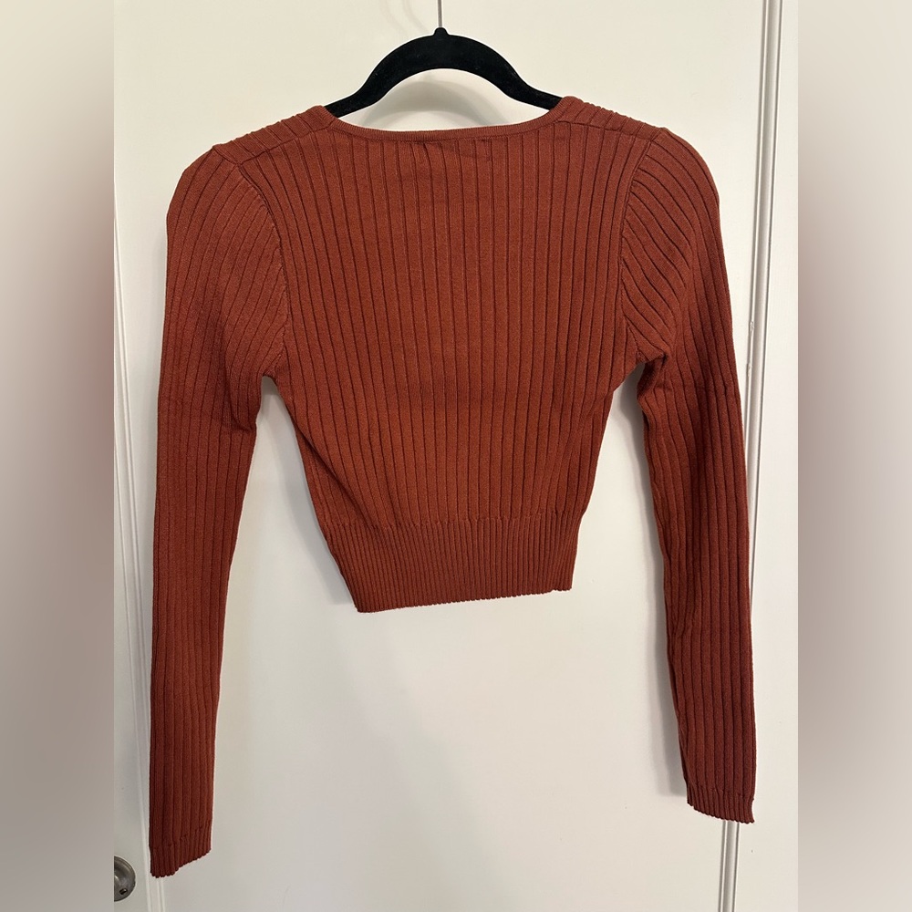 PETAL AND PUP - Rust Ribbed Knit Crop Top - Picture 3 of 5